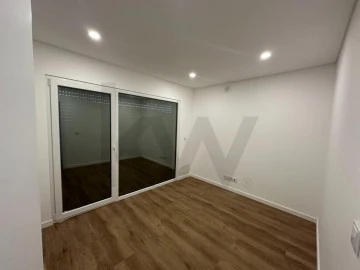 Moradia T3 para Venda em Fernao Ferro