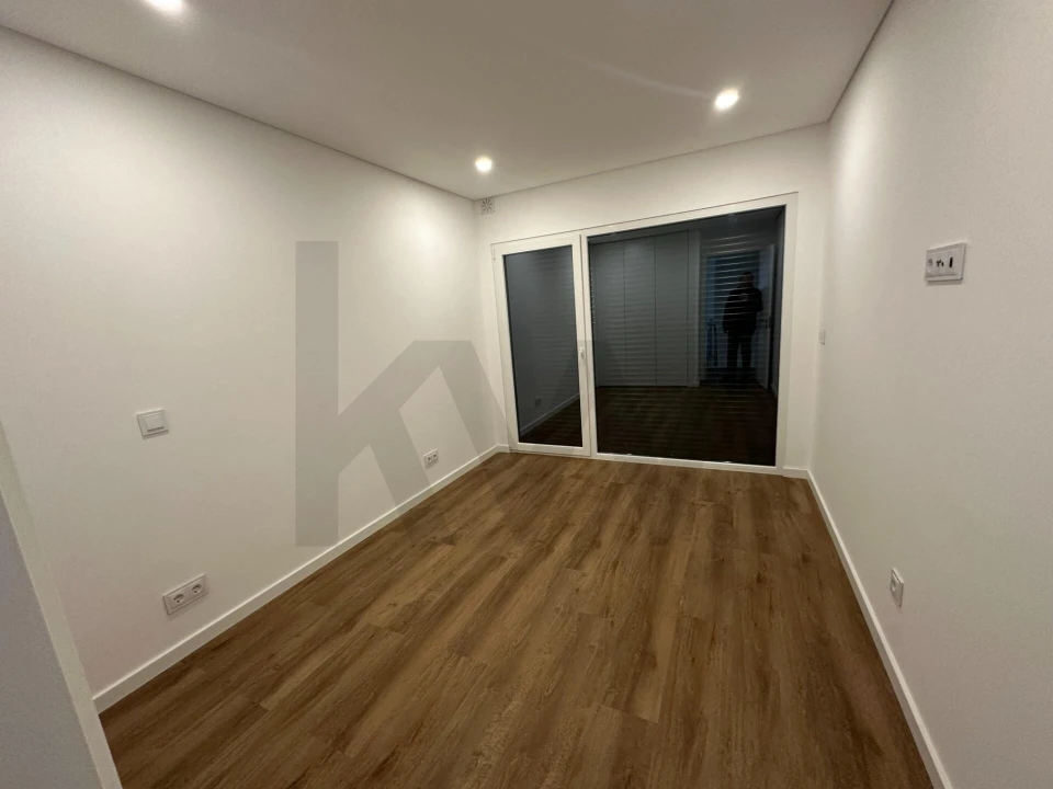Moradia T3 para Venda em Fernao Ferro Foto 10