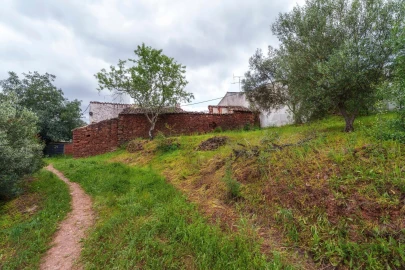Moradia para Venda em Querença, Tôr e Benafim