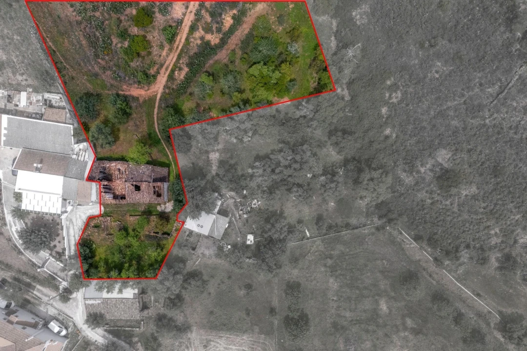 Moradia para Venda em Querença, Tôr e Benafim Foto 31