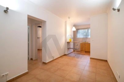 Apartamento T1 para Arrendamento em Areeiro
