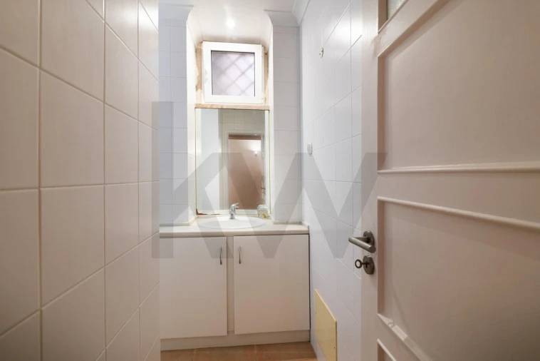 Apartamento T1 para Arrendamento em Areeiro Foto 10