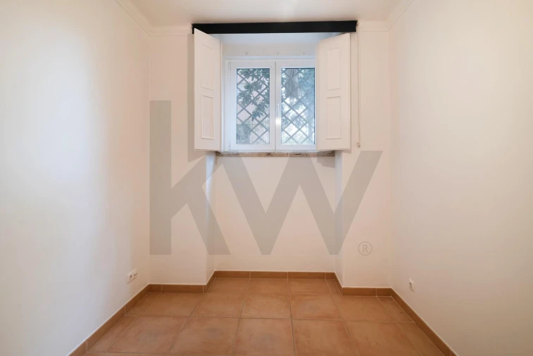 Apartamento T1 para Arrendamento em Areeiro Foto 7