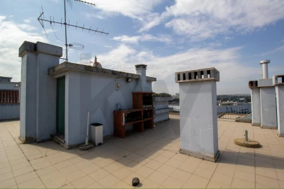 Apartamento T2 para Venda em Romeira e Várzea