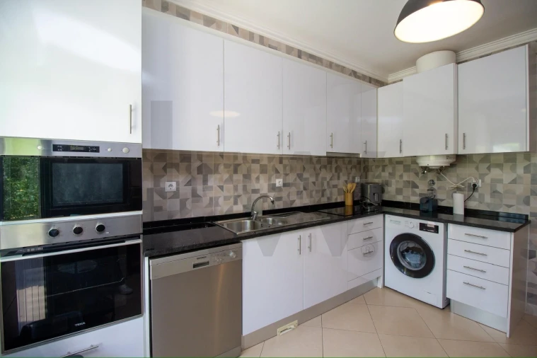 Apartamento T2 para Venda em Romeira e Várzea Foto 15