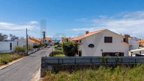 Moradia T3 para Venda em Encarnação