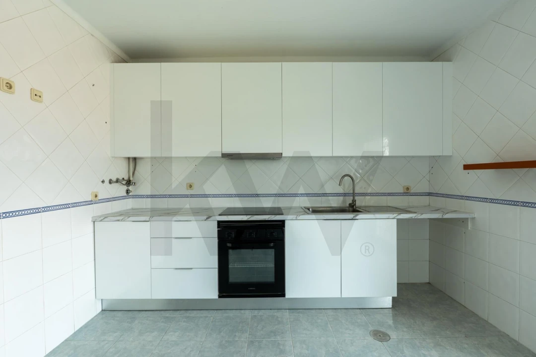 Apartamento T2 para Venda em Oiã Foto 8