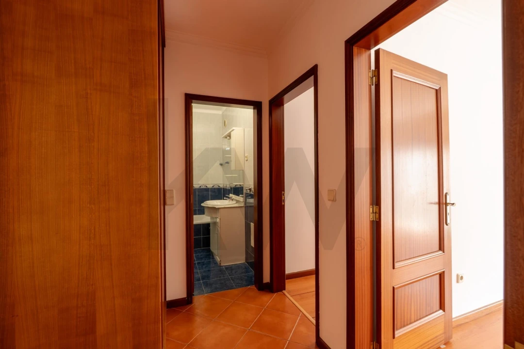 Apartamento T2 para Venda em Oiã Foto 15