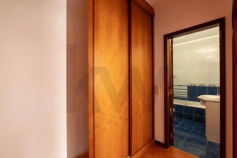 Apartamento T2 para Venda em Oiã Foto 16