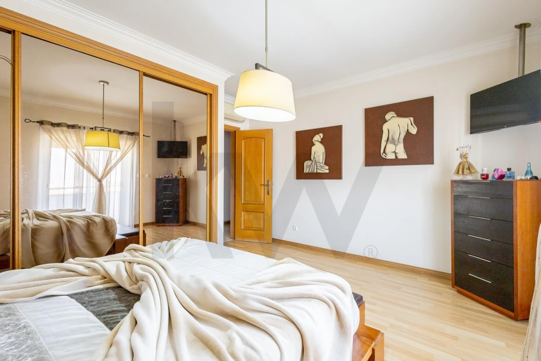 Apartamento T3 para Venda em Almada, Cova da Piedade, Pragal e Cacilhas Foto 19