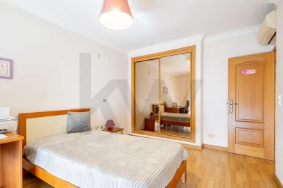 Apartamento T3 para Venda em Almada, Cova da Piedade, Pragal e Cacilhas