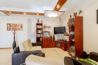 Apartamento T3 para Venda em Almada, Cova da Piedade, Pragal e Cacilhas
