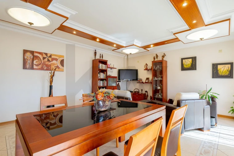 Apartamento T3 para Venda em Almada, Cova da Piedade, Pragal e Cacilhas Foto 8