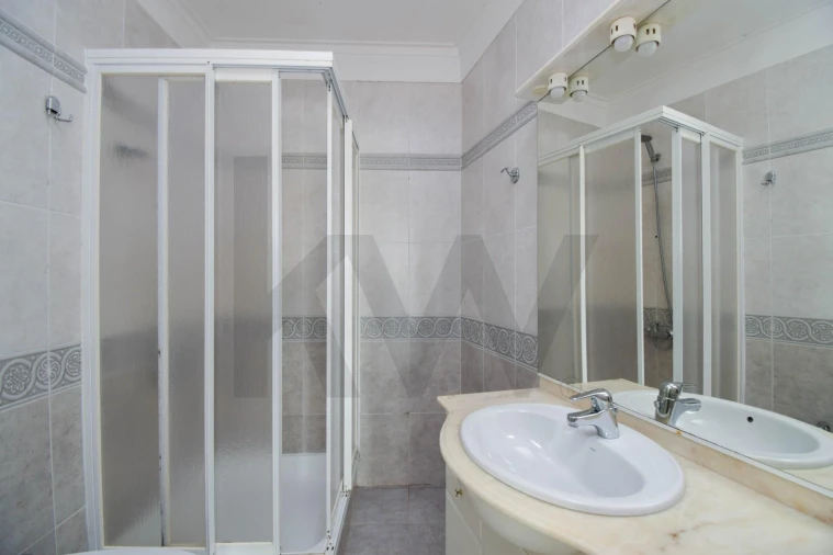 Apartamento T1 para Venda em Cascais e Estoril Foto 14