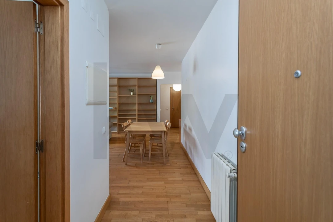 Apartamento T1 para Venda em Alvalade Foto 15