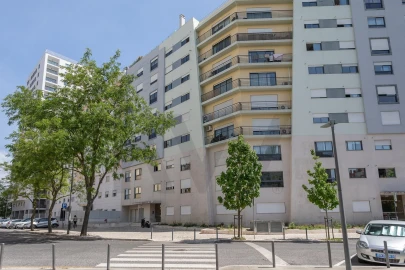 Apartamento T1 para Venda em Alvalade