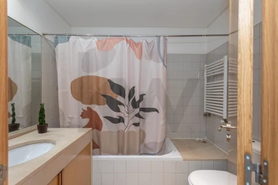 Apartamento T1 para Venda em Alvalade