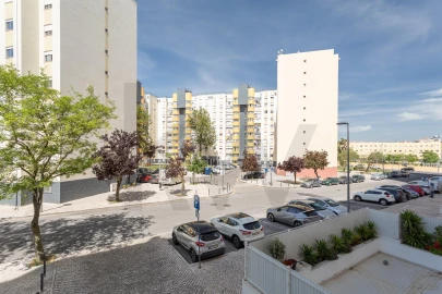 Apartamento T1 para Venda em Alvalade