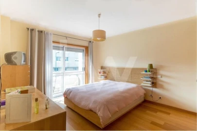 Apartamento T3 para Venda em Mafamude e Vilar do Paraíso