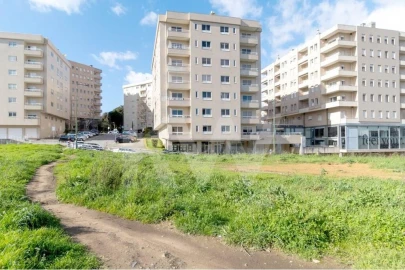 Apartamento T3 para Venda em Mafamude e Vilar do Paraíso