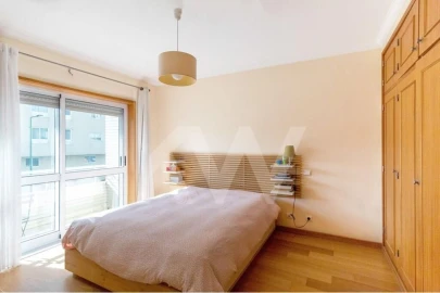 Apartamento T3 para Venda em Mafamude e Vilar do Paraíso
