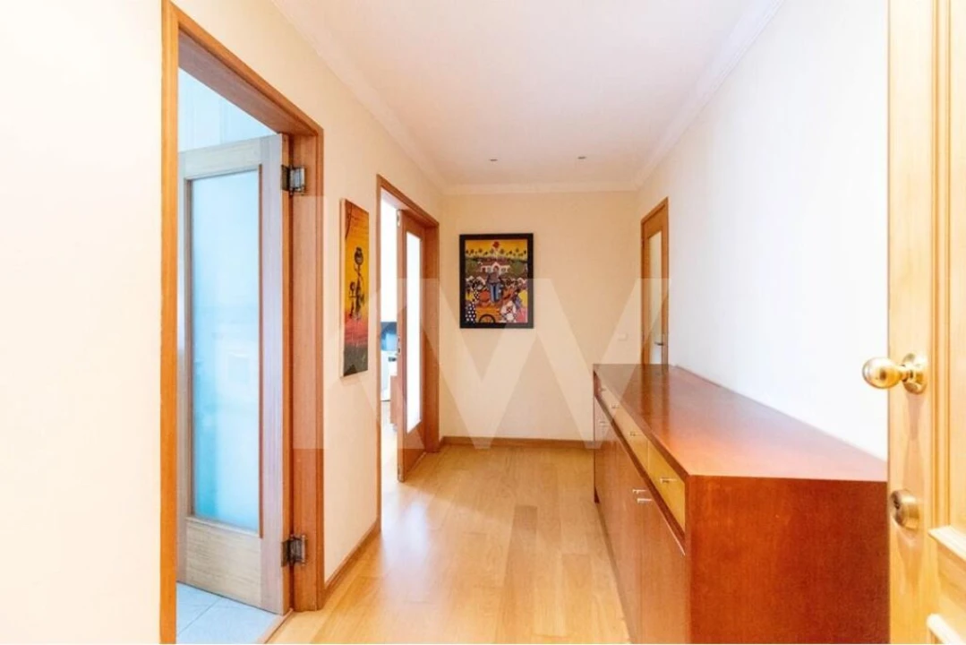 Apartamento T3 para Venda em Mafamude e Vilar do Paraíso Foto 7