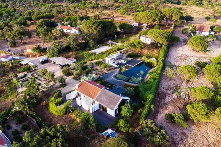 Moradia T5 para Arrendamento em Grândola e Santa Margarida da Serra Foto 5