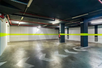 Apartamento T2 para Arrendamento em Santo António