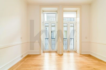 Apartamento T2 para Arrendamento em Santo António