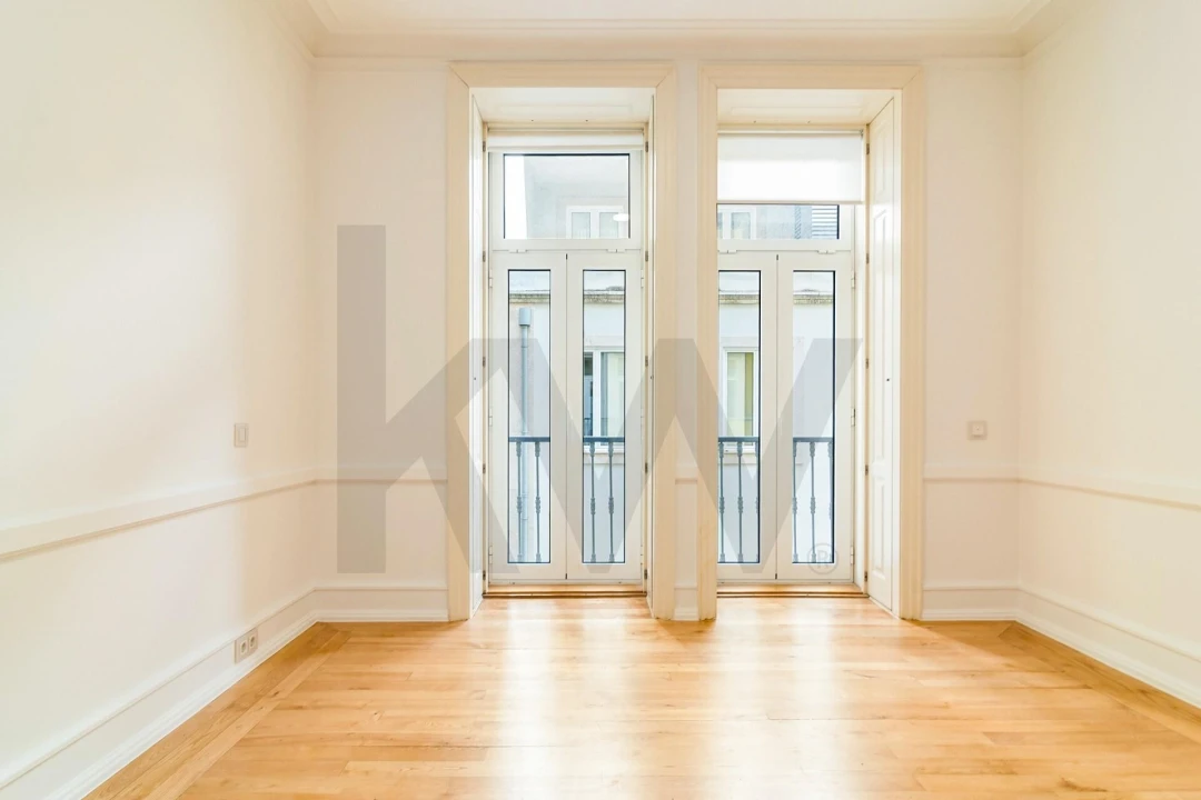 Apartamento T2 para Arrendamento em Santo António Foto 17