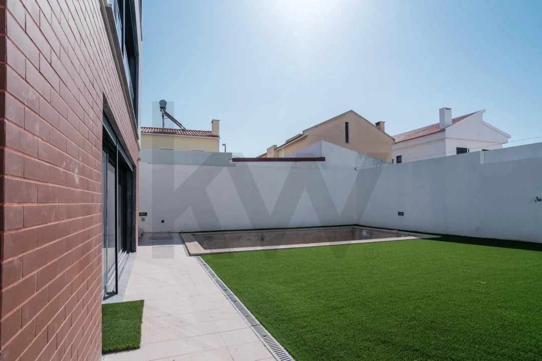 Moradia T5 para Venda em São Domingos de Rana Foto 62