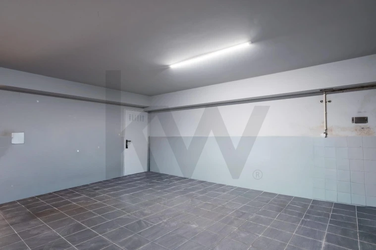Moradia T5 para Venda em São Domingos de Rana Foto 54