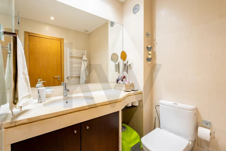 Apartamento T2 para Arrendamento em Caparica e Trafaria Foto 14