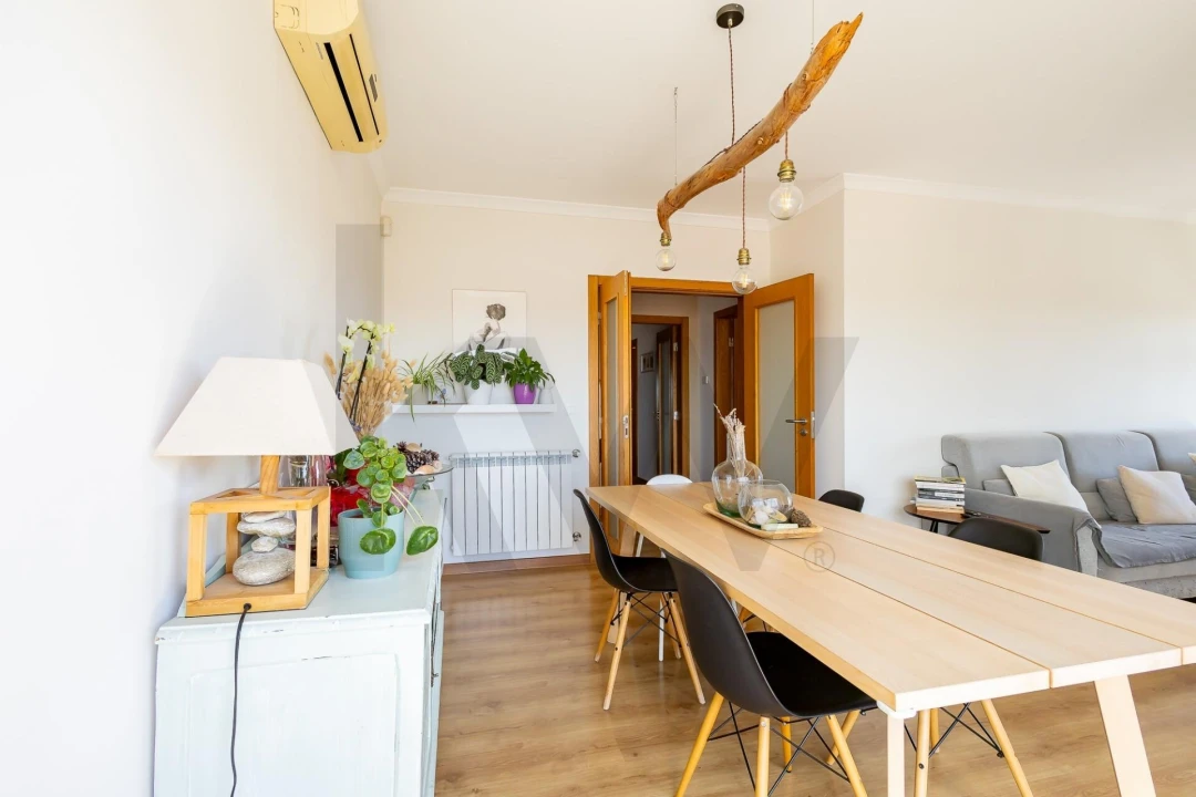 Apartamento T2 para Arrendamento em Caparica e Trafaria Foto 3