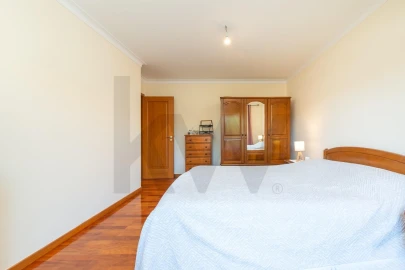 Moradia T3 para Venda em Brasfemes
