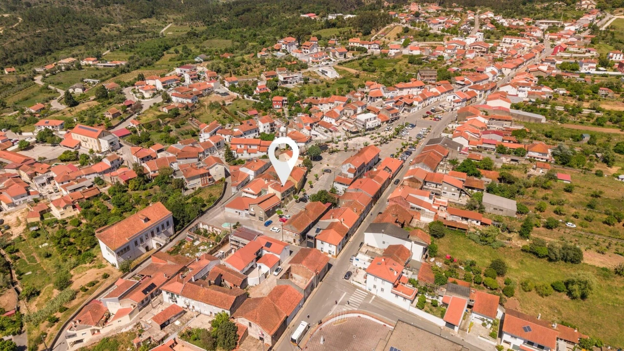 Moradia T3 para Venda em Brasfemes Foto 38
