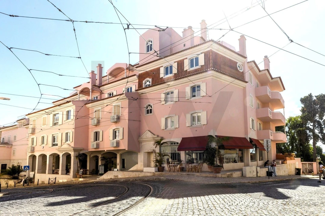 Loja para Arrendamento em Estrela Foto 1