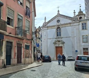Apartamento T1 para Venda em Santa Maria Maior