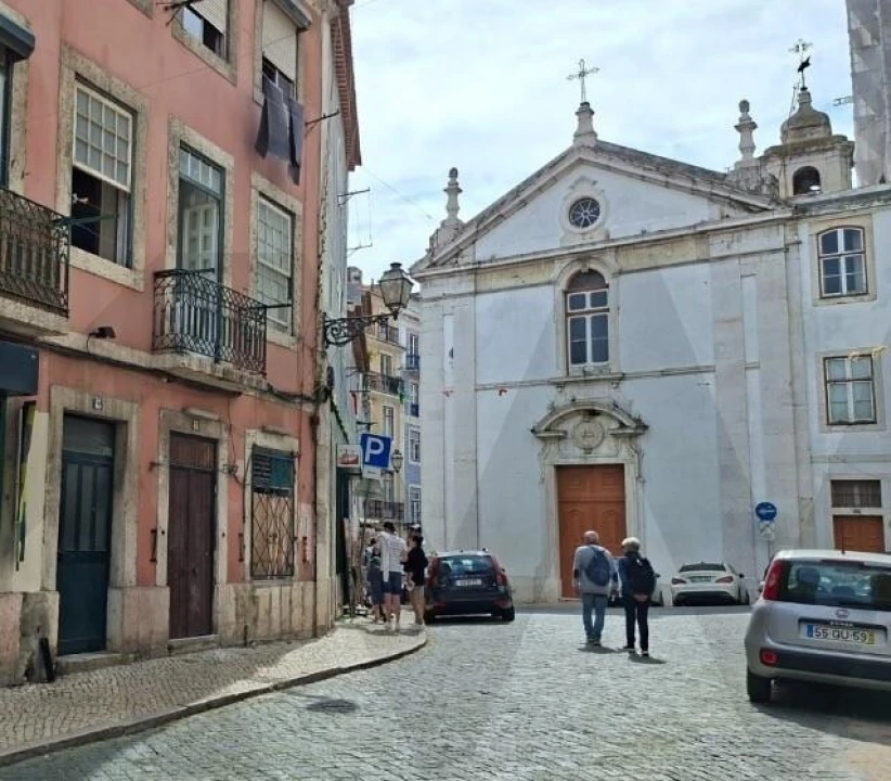 Apartamento T1 para Venda em Santa Maria Maior Foto 1