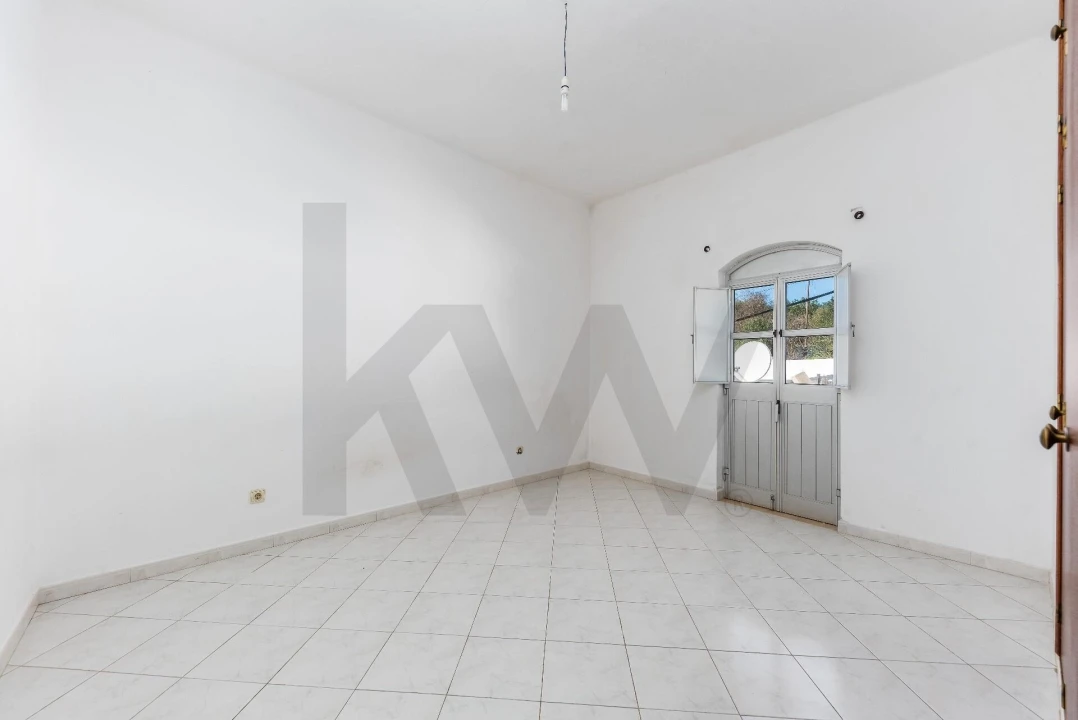 Moradia T8 para Venda em Boliqueime Foto 4