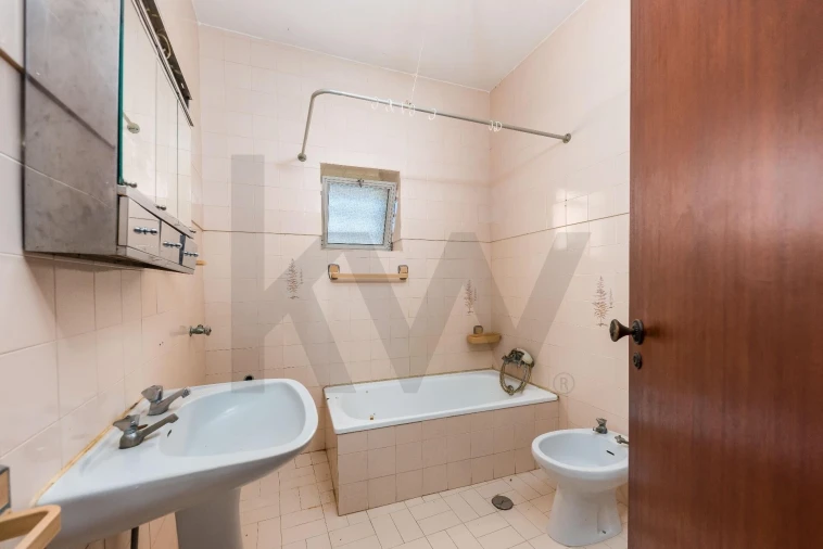 Moradia T8 para Venda em Boliqueime Foto 7