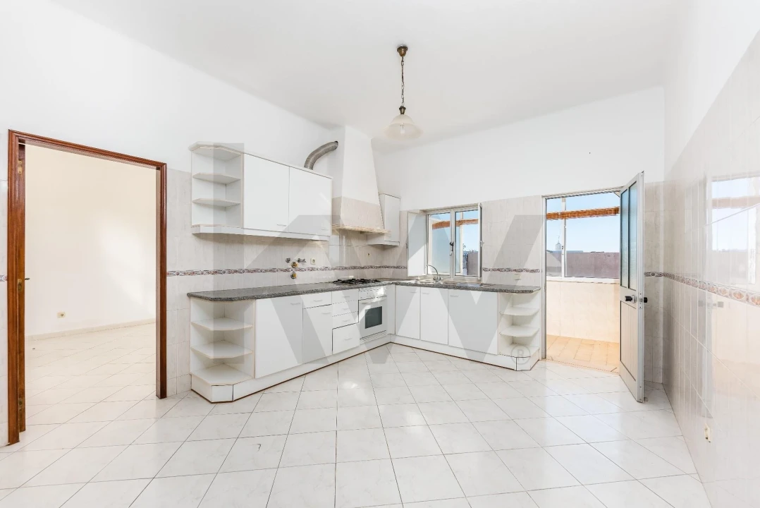 Moradia T8 para Venda em Boliqueime Foto 6