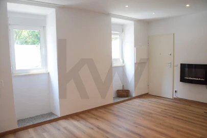 Apartamento T1 para Venda em Algés, Linda-A-Velha e Cruz Quebrada-Dafundo