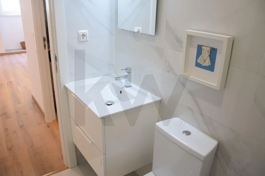 Apartamento T1 para Venda em Algés, Linda-A-Velha e Cruz Quebrada-Dafundo Foto 15