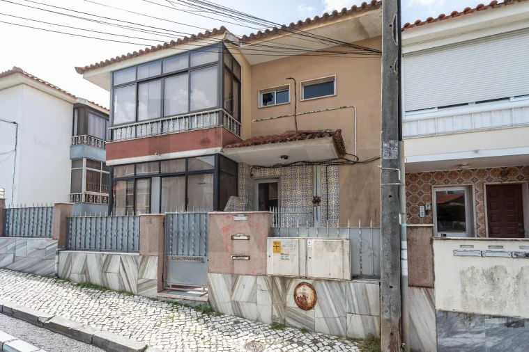 Apartamento T2 para Venda em Carcavelos e Parede Foto 30
