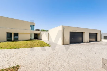Moradia T4 para Venda em Vilela