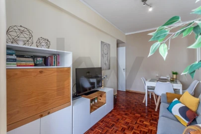 Apartamento T2 para Venda em Algés, Linda-A-Velha e Cruz Quebrada-Dafundo