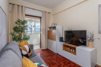 Apartamento T2 para Venda em Algés, Linda-A-Velha e Cruz Quebrada-Dafundo