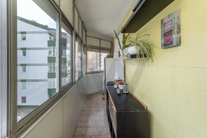 Apartamento T2 para Venda em Algés, Linda-A-Velha e Cruz Quebrada-Dafundo
