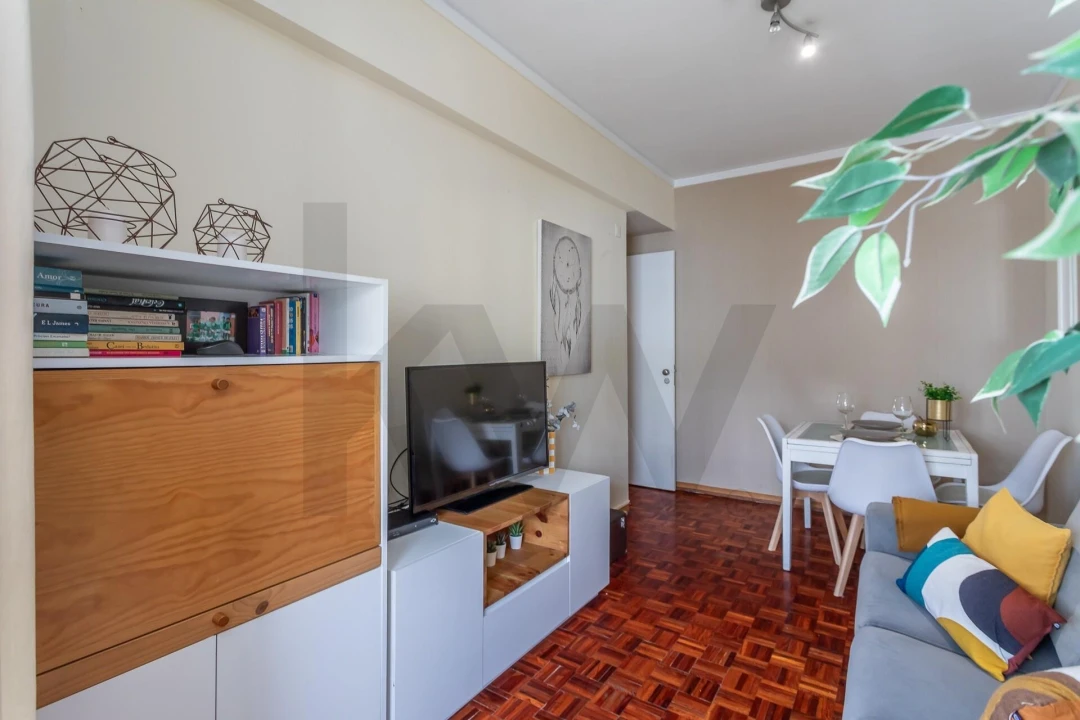 Apartamento T2 para Venda em Algés, Linda-A-Velha e Cruz Quebrada-Dafundo Foto 4